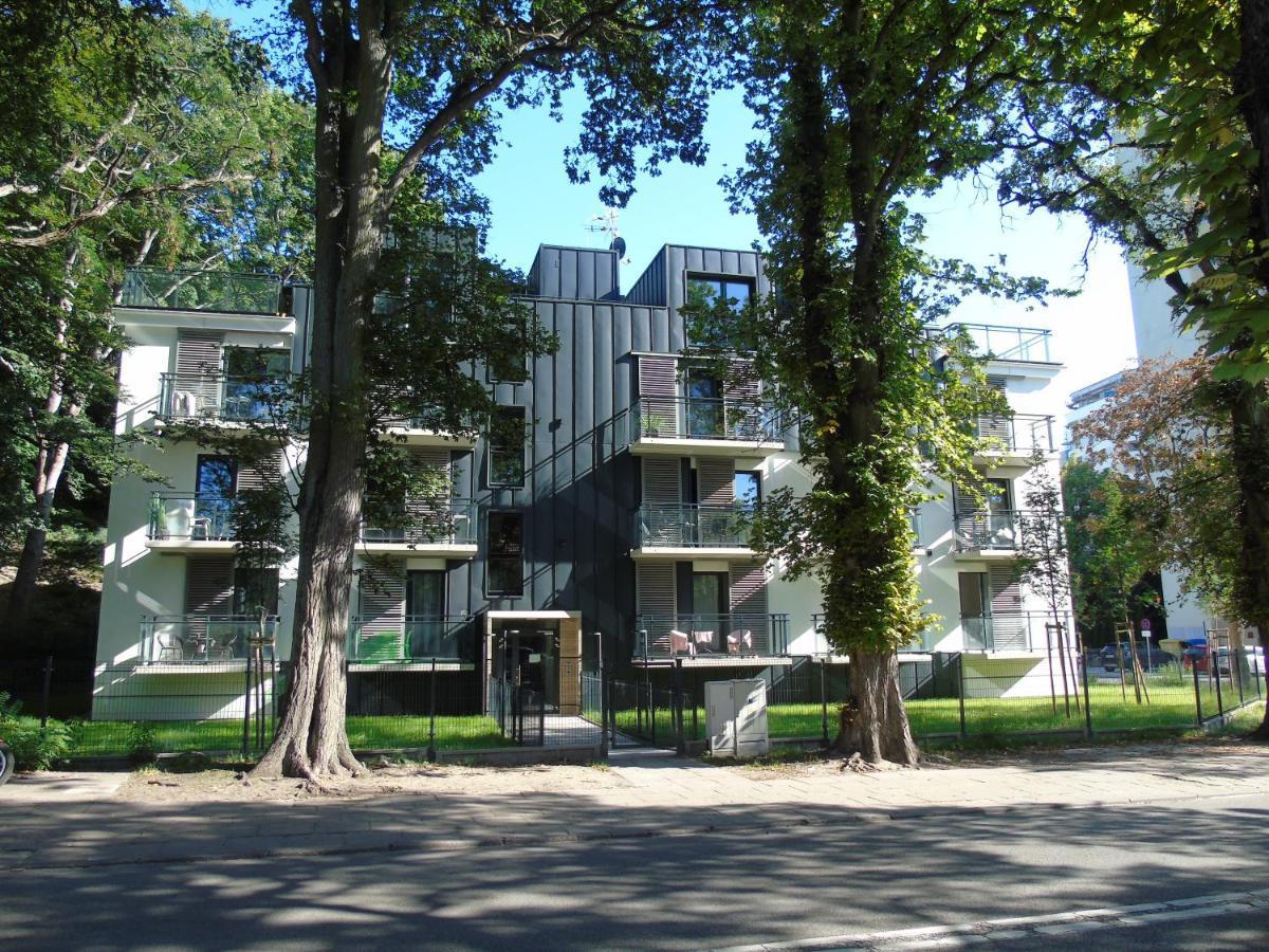 Apartment Mit Blick Auf Den Park - Apartament Mariw Matejki 17 Z Widokiem Na Park 슈비노우이스쳬 외부 사진